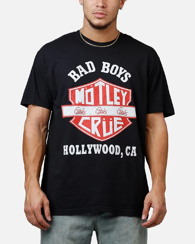 Global Merchandising Motley Crue 1987 Tour T-Shirt Black-- Iron Safe Non-Iron Wrinkle Free Global Merchandising Motley Crue 1987 Tour T-Shirt Black-- Iron Safe Non-Iron Wrinkle Free