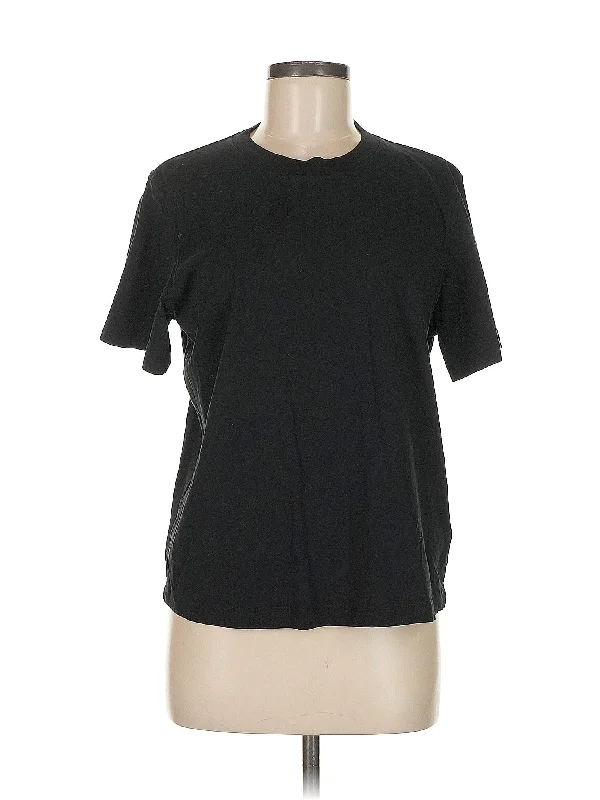 Short Sleeve T Shirt-- Seamless Knitted Crochet