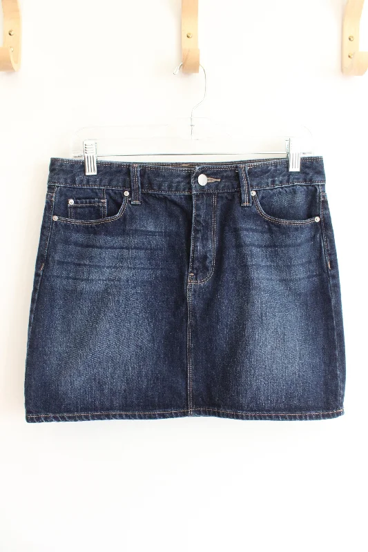 Gap Dark Wash Denim Mini Skirt | 6 pleated skirt texture