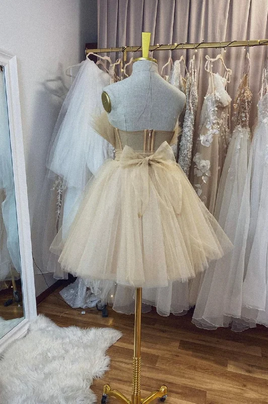 Champagne Tulle Short A-Line Prom Dress, Lovely Strapless Party Dress Tunics Chic elegant Champagne Tulle Short A-Line Prom Dress, Lovely Strapless Party Dress Tunics Chic elegant
