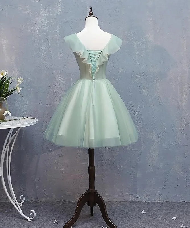 Lovely Short Tulle V-neckline with Flower Lace Party Dress Homecoming Dress, Short Formal Dresses Tunics Sophisticated sleek Lovely Short Tulle V-neckline with Flower Lace Party Dress Homecoming Dress, Short Formal Dresses Tunics Sophisticated sleek