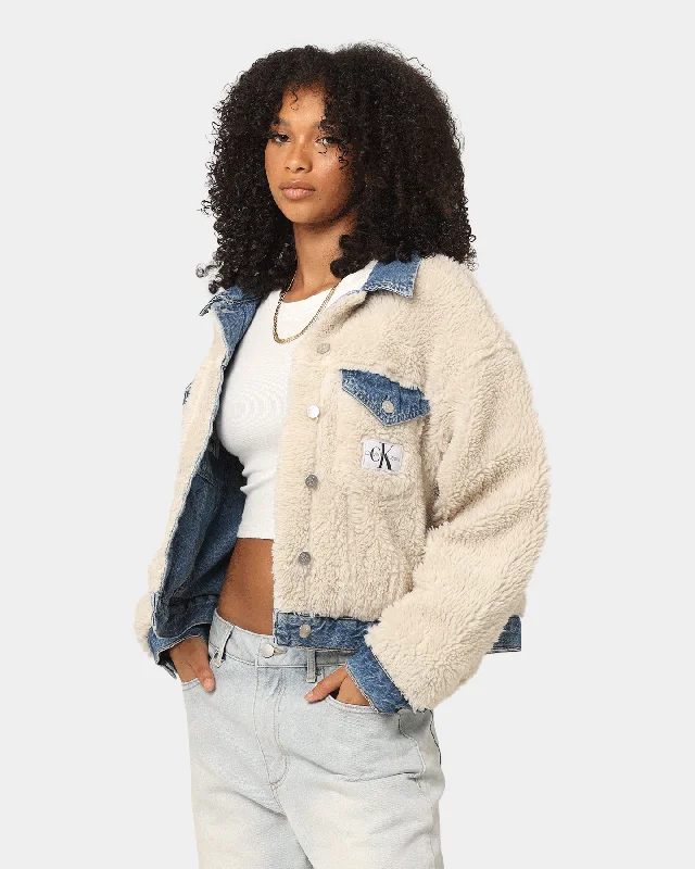 Calvin Klein Women's Reversible Sherpa Crop Denim Jacket Light Blue Wool Jacket Cashmere Jacket Tweed Jacket Calvin Klein Women's Reversible Sherpa Crop Denim Jacket Light Blue Wool Jacket Cashmere Jacket Tweed Jacket